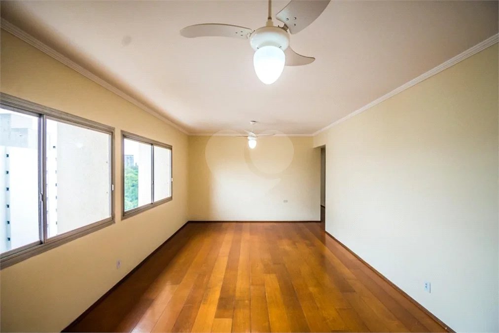 Apartamento a Venda no Condomínio Edifício Guarujá em Campinas/SP