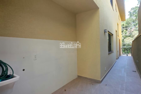 Casa à venda com 3 suítes em Jardim do Lago, Atibaia, SP
