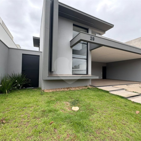 Casa á venda no condomínio Damha IV