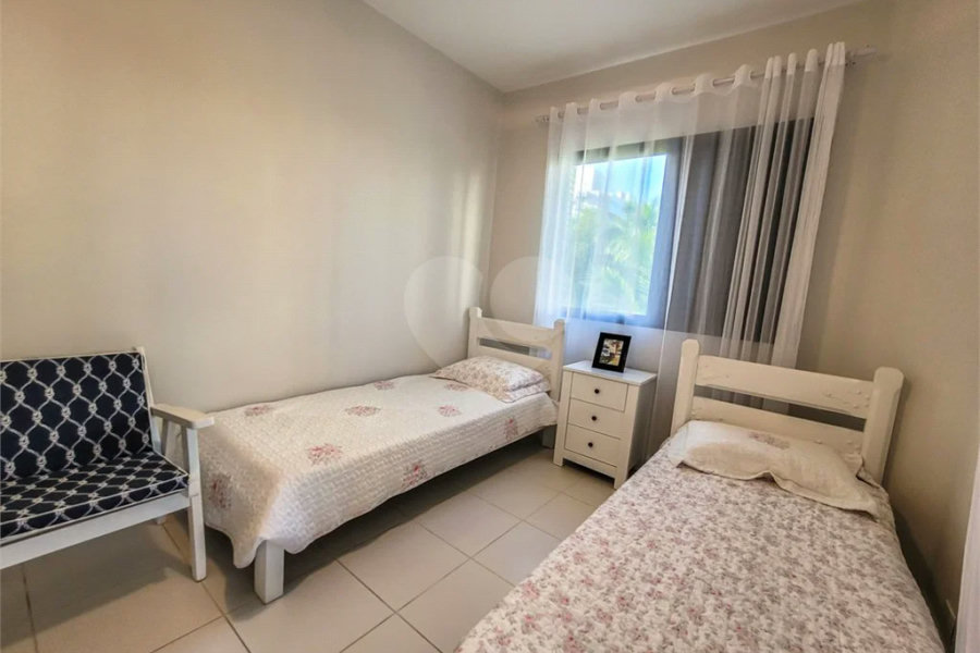 Apartamento à venda com 5 quartos, sendo 3 suítes,  em Riviera de São Lourenço, Bertioga, SP