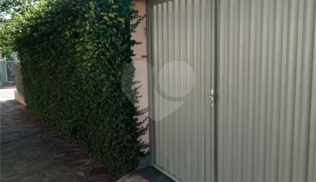 Casa à venda com 3 quartos em Jardim São Carlos, São Carlos, SP