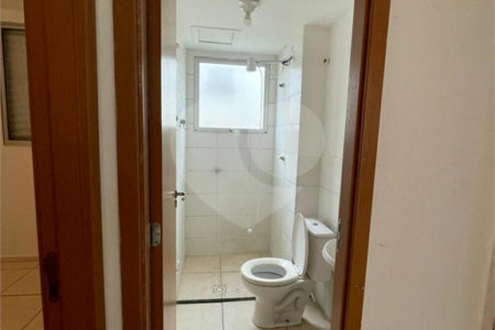 Apartamento no Condomínio Monte Everest.