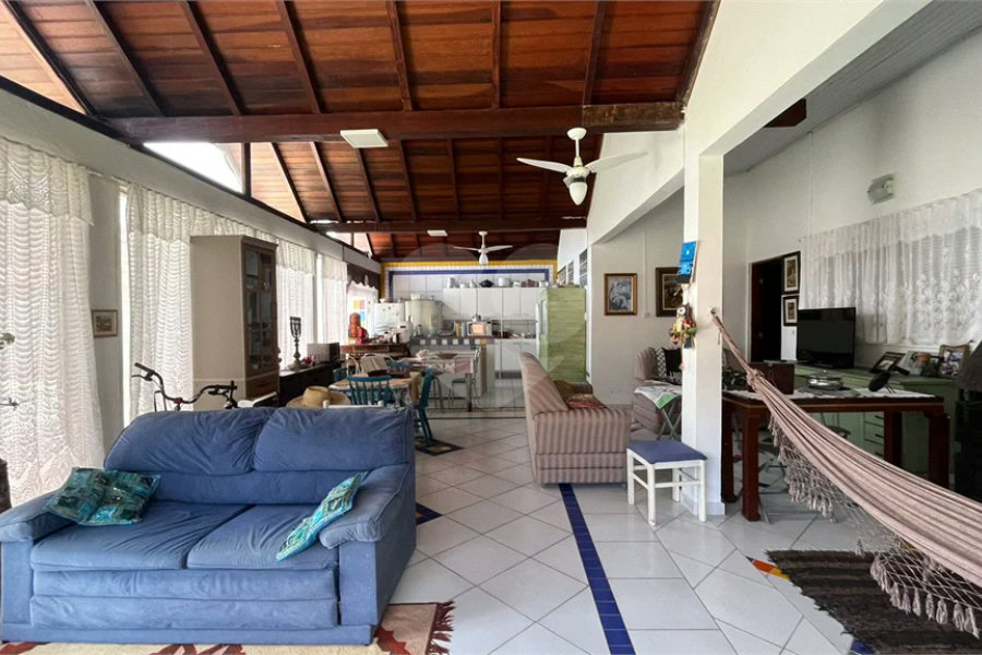 Casa à venda com 3 quartos, sendo 2 suítes,  em Morada da Praia, Bertioga, SP