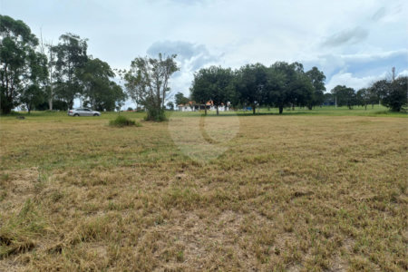 Loteamento Residencial em Condomínio