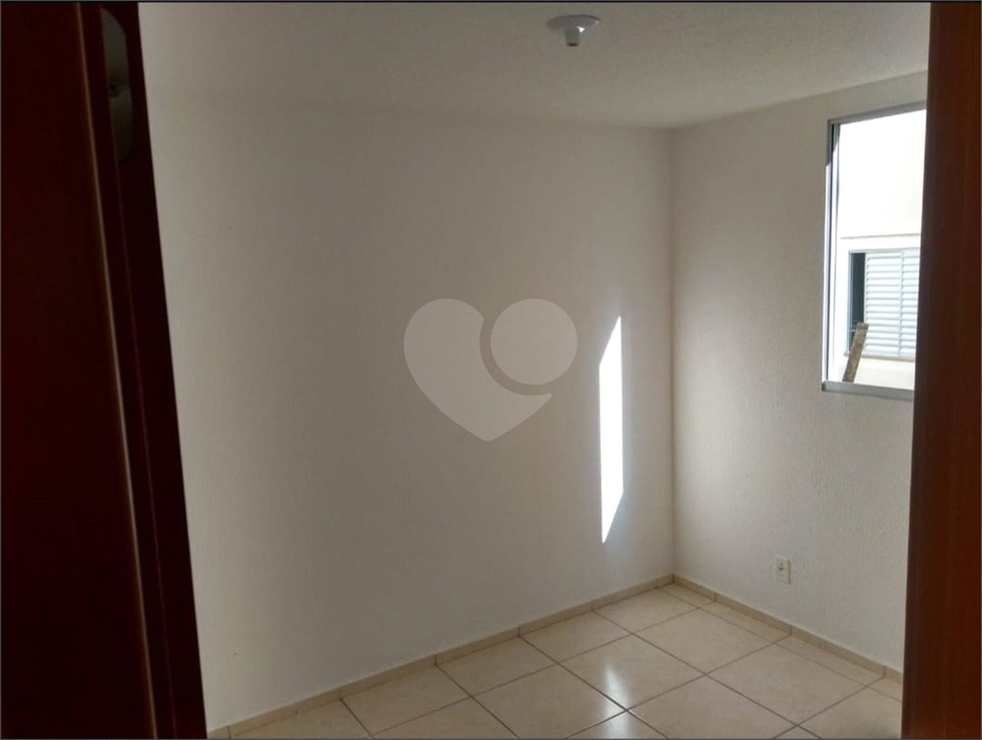 Apartamento no Condomínio Residencial Monte Everest