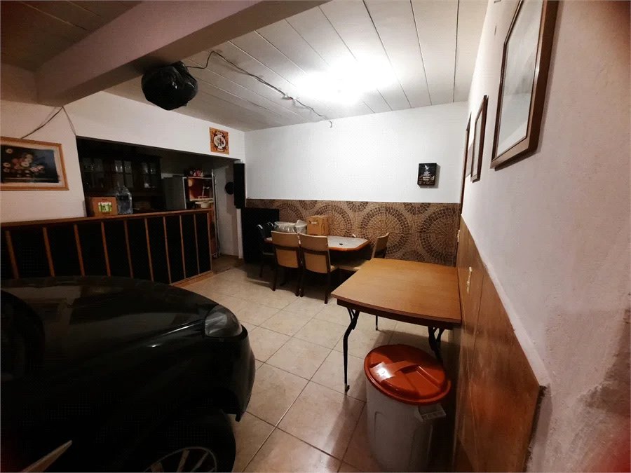 Sobrado à Venda em Condomínio Fechado — Excelente Localização!