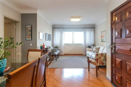Apartamento à venda com 3 quartos, sendo 1 suíte, em Campo Belo, São Paulo, SP