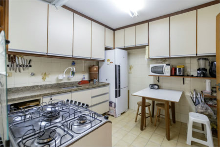 Sobrado à venda com 3 suítes em Butantã, São Paulo, SP