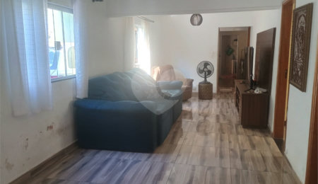 Casa à venda com 3 quartos em Jardim Real, São Carlos, SP