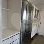 Apartamento à venda no Campo Belo de 245m² com 3 suítes e 3 vagas