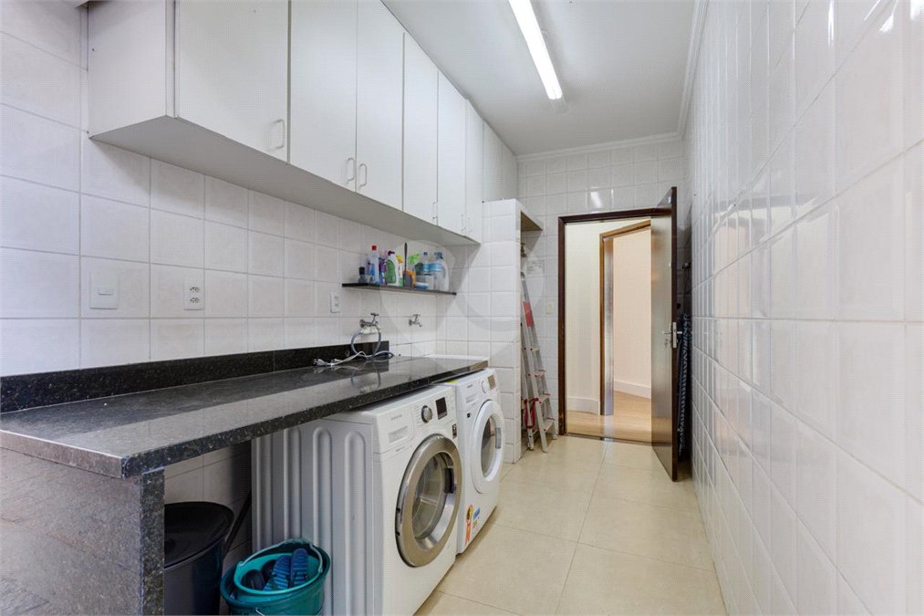Casa à venda com 4 quartos, sendo 2 suítes, em Interlagos, São Paulo, SP