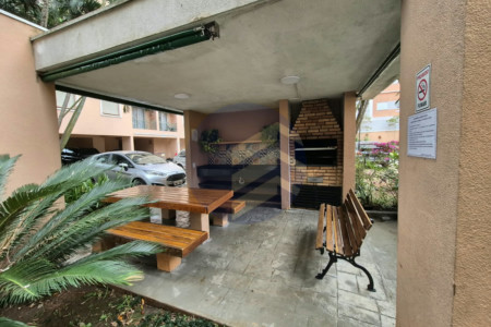 Apartamento à venda com 3 quartos, 1 banheiro e 1 vaga próximo à USP