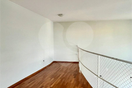 COBERTURA A VENDA COM 3 DORMITORIOS, 1 SUITE, 2 VAGAS, METRAGEM 210M², SÃO JOSÉ DOS CAMPOS/SP.