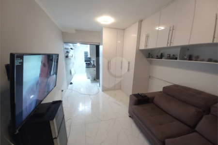 Apartamento à venda no bairro Bela Vista.