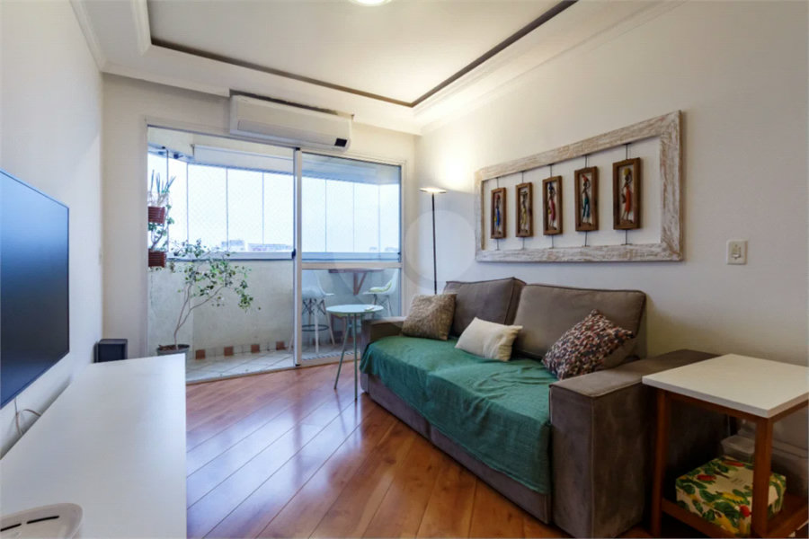 Vila Clementino - Apartamento na Rua Loefgren | 80 m² | 3 Dormitórios | 1 Suíte | 2 Vagas | Último Andar