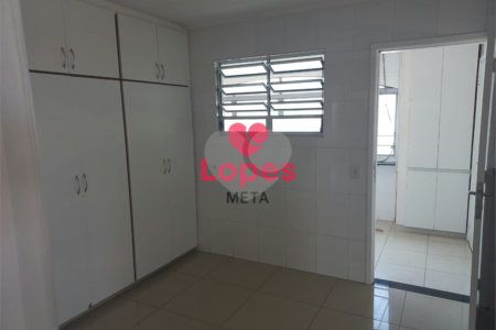 APARTAMENTO COM 217M² A VENDA COM 4 DORMITORIOS, 2 SUITES, 3 VAGAS - BAIRRO VILA ADYANA- SÃO JOSÉ DO
