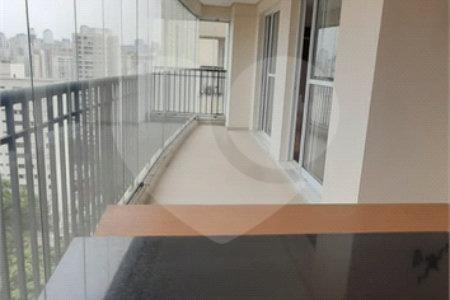 Apartamento Alto Padrão de 176m² na Aclimação — São Paulo/SP