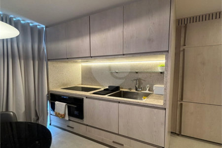 Maravilhoso Studio na Vila Nova Conceição, totalmente mobiliado 26 m2, 1 dormitório, 1 vaga