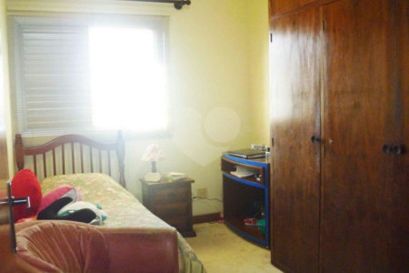 Apartamento à venda com 4 quartos, sendo 1 suíte, em Chácara Santo Antônio (zona Sul), São Paulo, SP