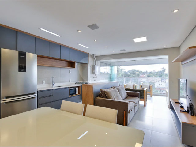 Apartamento à venda com 2 quartos, sendo 1 suíte,  em Jardim Prudência, São Paulo, SP
