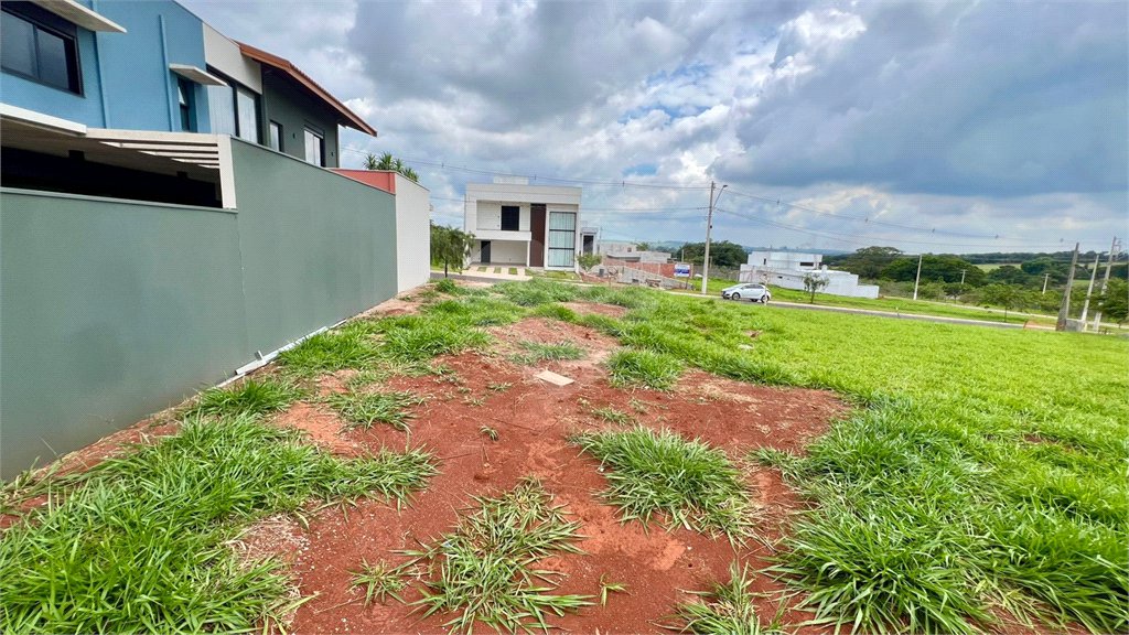 Lote à Venda – Condomínio Recanto do Sabiá