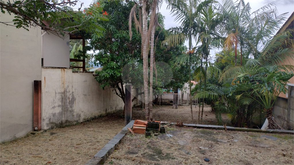 Terreno em Atibaia com 390 m² bairro Jardim dos Pinheiros e pronto para construir