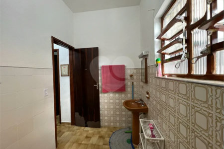 CASA NA PRAIA A POUCOS PASSOS DO MAR TERRENO AMPLO E EXCELENTE ESPAÇO PARA TODA A FAMÍLIA
