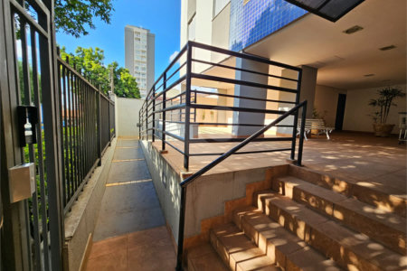 Apartamento com 3 dormitórios à venda no centro de São Carlos