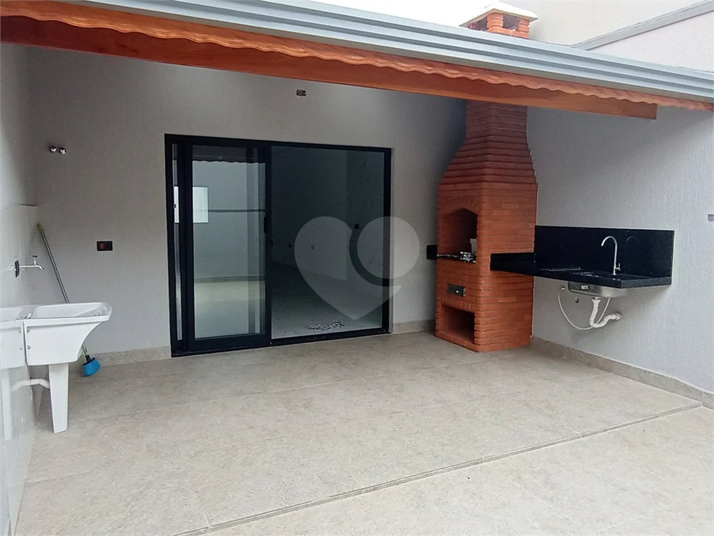 Casa com 155m² , 3 dormitórios , sendo 1 suíte , 4 vagas , à venda no Parque das Nações em Santo André.
