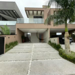 Casa à venda ou para alugar com 5 quartos, sendo 4 suítes,  em Morada da Praia, Bertioga, SP