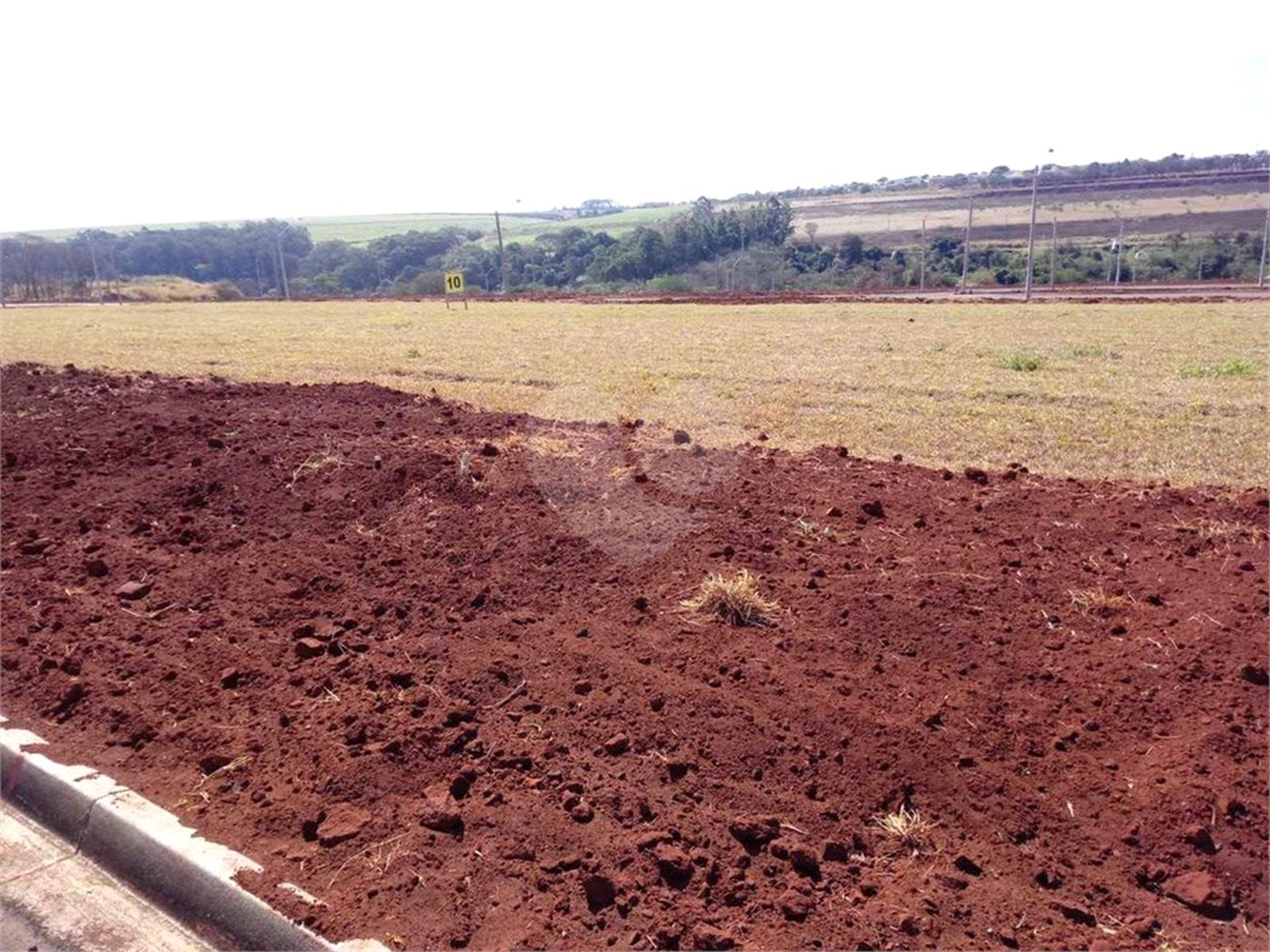 Terreno com 250,00 m² .