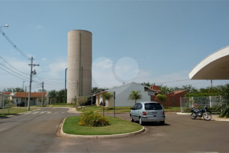 Casa á venda no moradas I