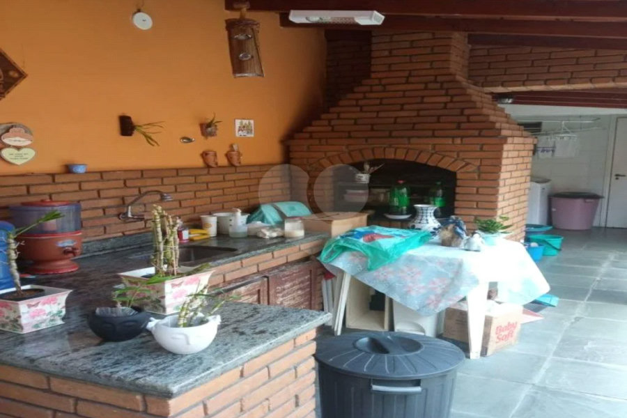 Excelente sobrado à venda, ao lado do Upa da Vila Santa Catarina.