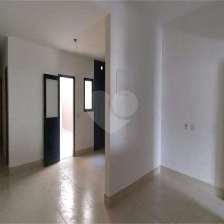 Casa nova térrea no Jd dos Sabias. São 100m² AT e 63m² AC