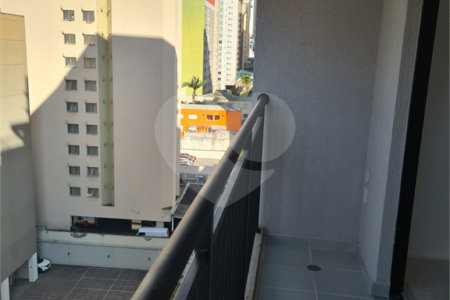 Apartamento à venda na Bela Vista de 24m2 com 1 dormitórios e sem vagas.Estuda Permuta.
