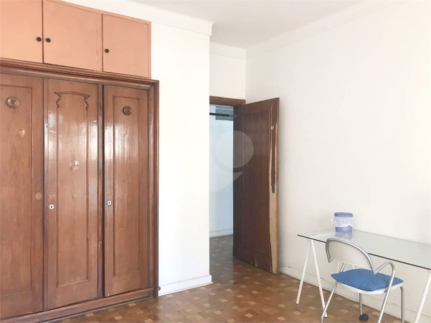 Apartamento na Bela Vista de 345m2 com 4 quartos (sendo 1 suíte.