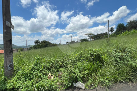 Terreno à venda em Descalvando/SP