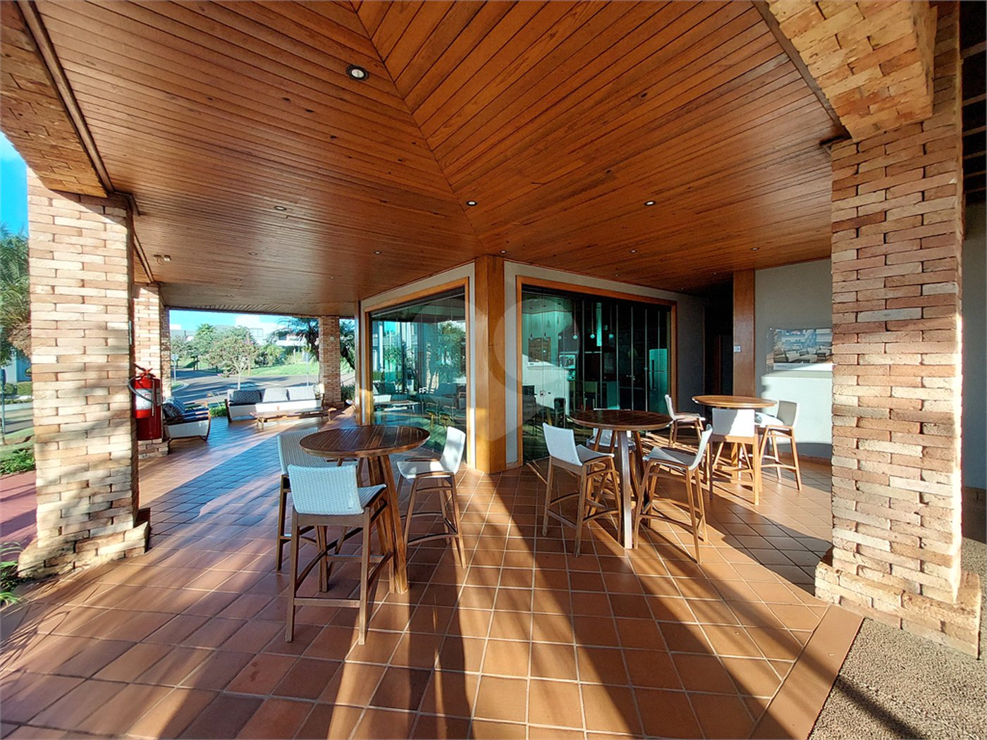 1008m² de frente pro campo de golf