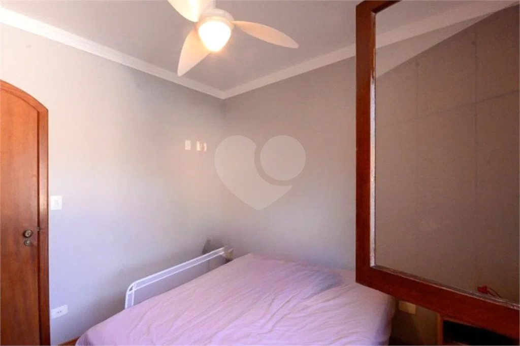 Casa com 4 Dormitórios sendo 1 suíte, com 3 Vagas