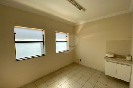 Casa comercial a venda perto da Santa Casa