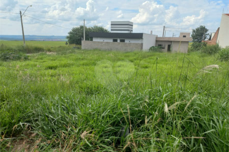 Terreno com 250,00 m² .