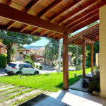 Casa charmosa e elegante localizada no deslumbrante Condomínio Villagio Capriccio Louveira SP