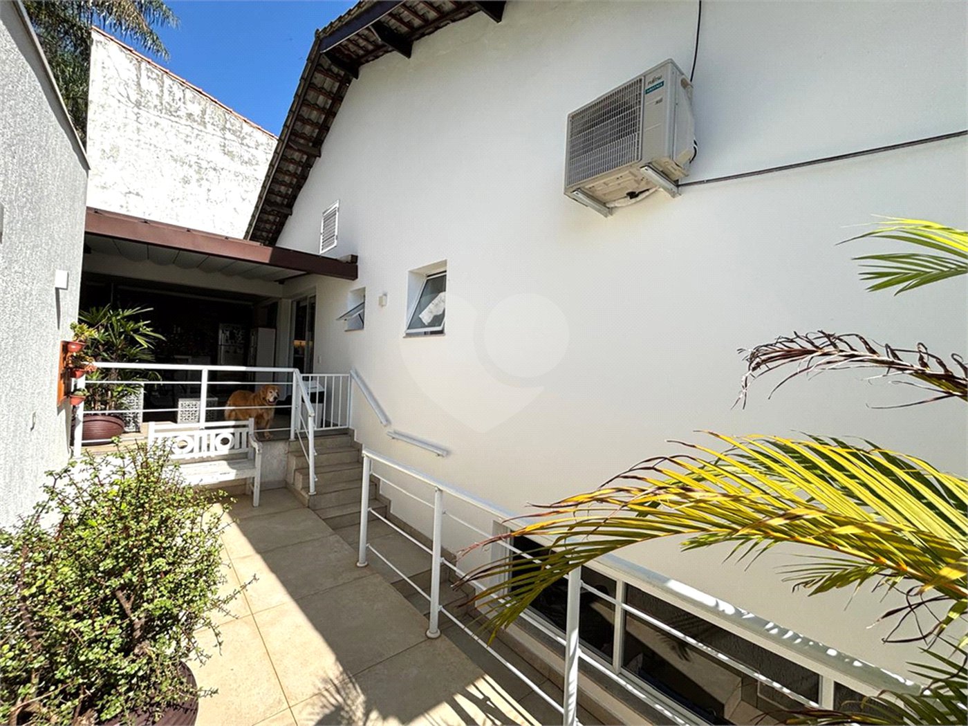 Casa térrea em rua sem saída com guarita 24hs - Tremembé - São Paulo/SP