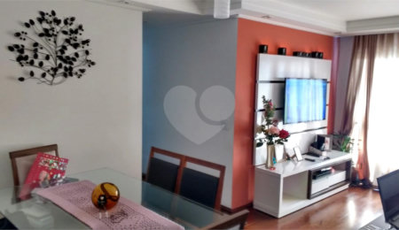 Apartamento à venda com 3 quartos, sendo 1 suíte,  em Vila Bertioga, São Paulo, SP