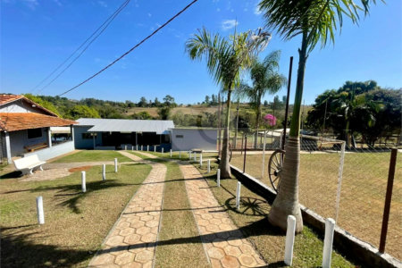 Chácara à venda no Jardim Ricardo Cézar