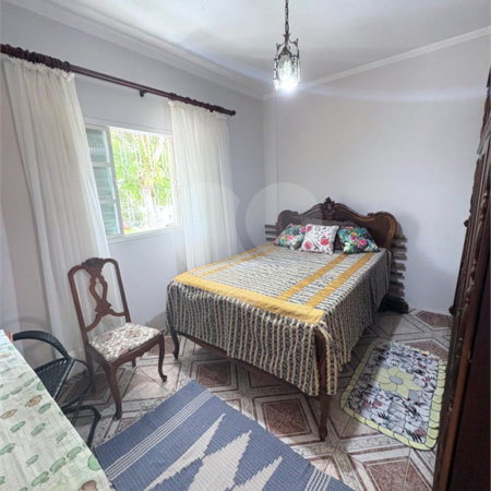 Ótima Casa à Venda – Avenida Salinas São José dos Campos