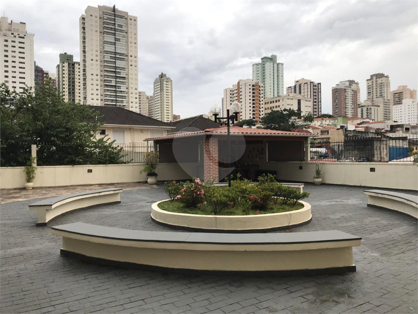 Apartamento 2 dormitórios à venda na Vila mariana.