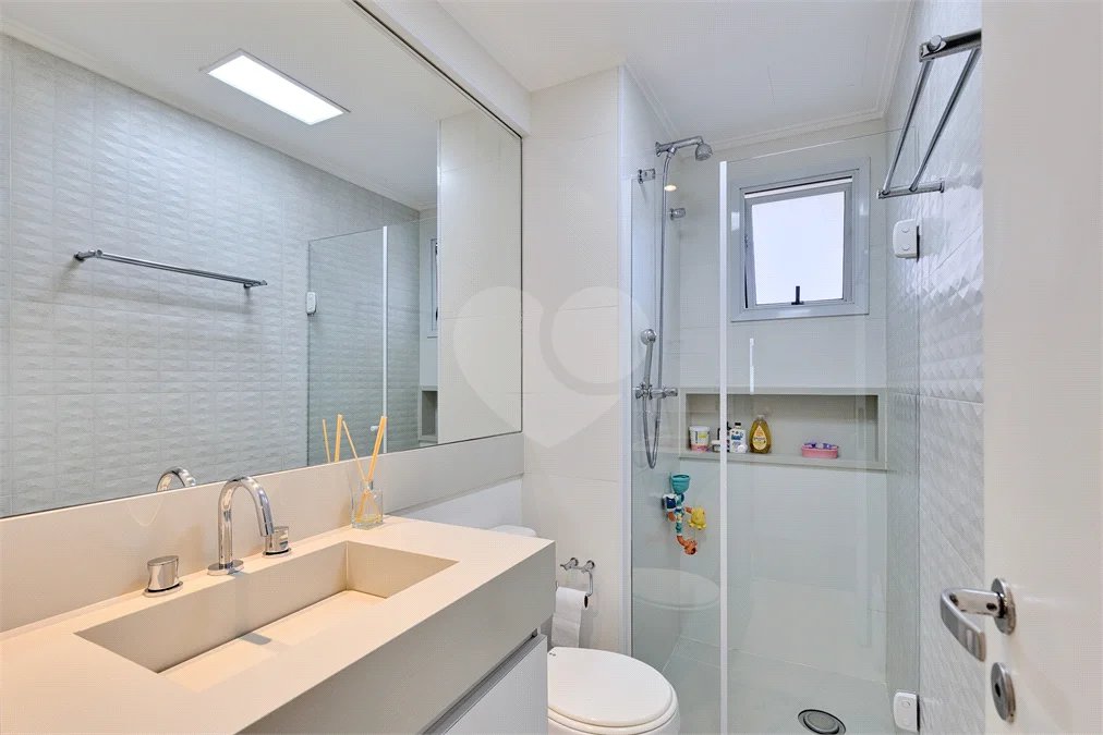 Apartamento à venda com 3 quartos, sendo 1 suíte, em Alto da Boa Vista, São Paulo, SP