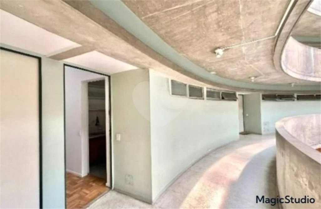 Sala com 37m² , 2 vagas , à venda no Jabaquara.