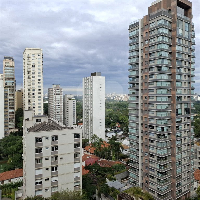 Apartamento em Pinheiros, Andar alto 02 dormitórios e 01 vaga